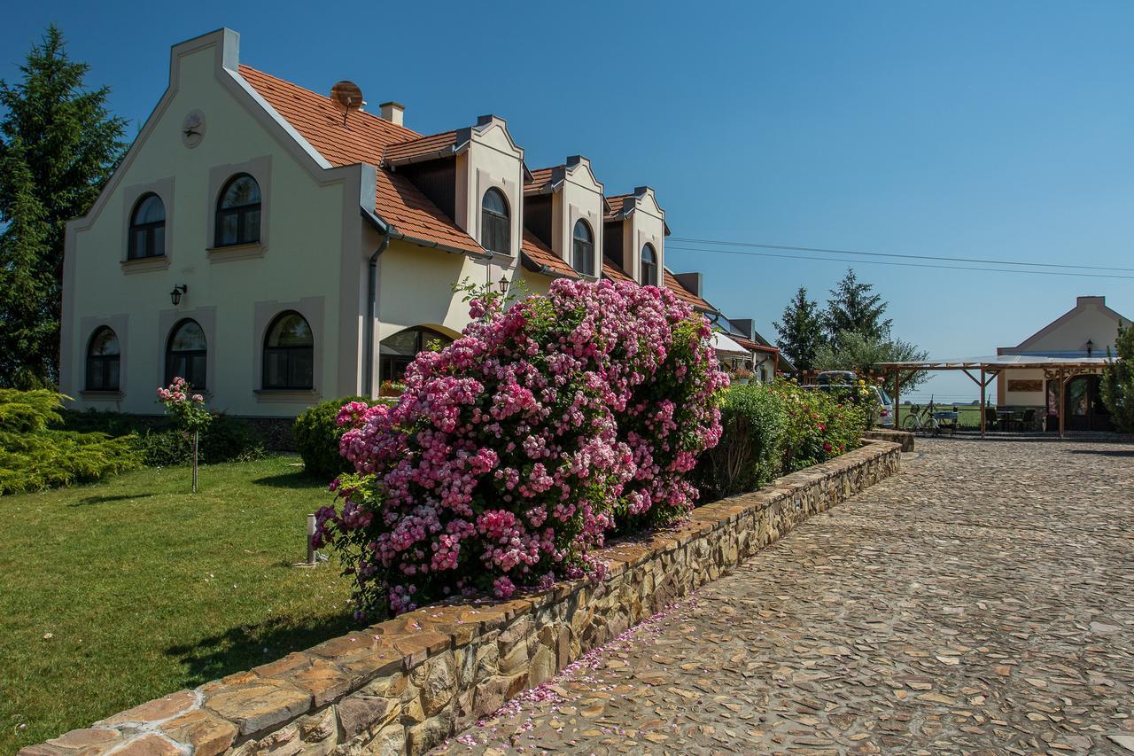 Garden Vendeghaz Mako Bed & Breakfast Dış mekan fotoğraf